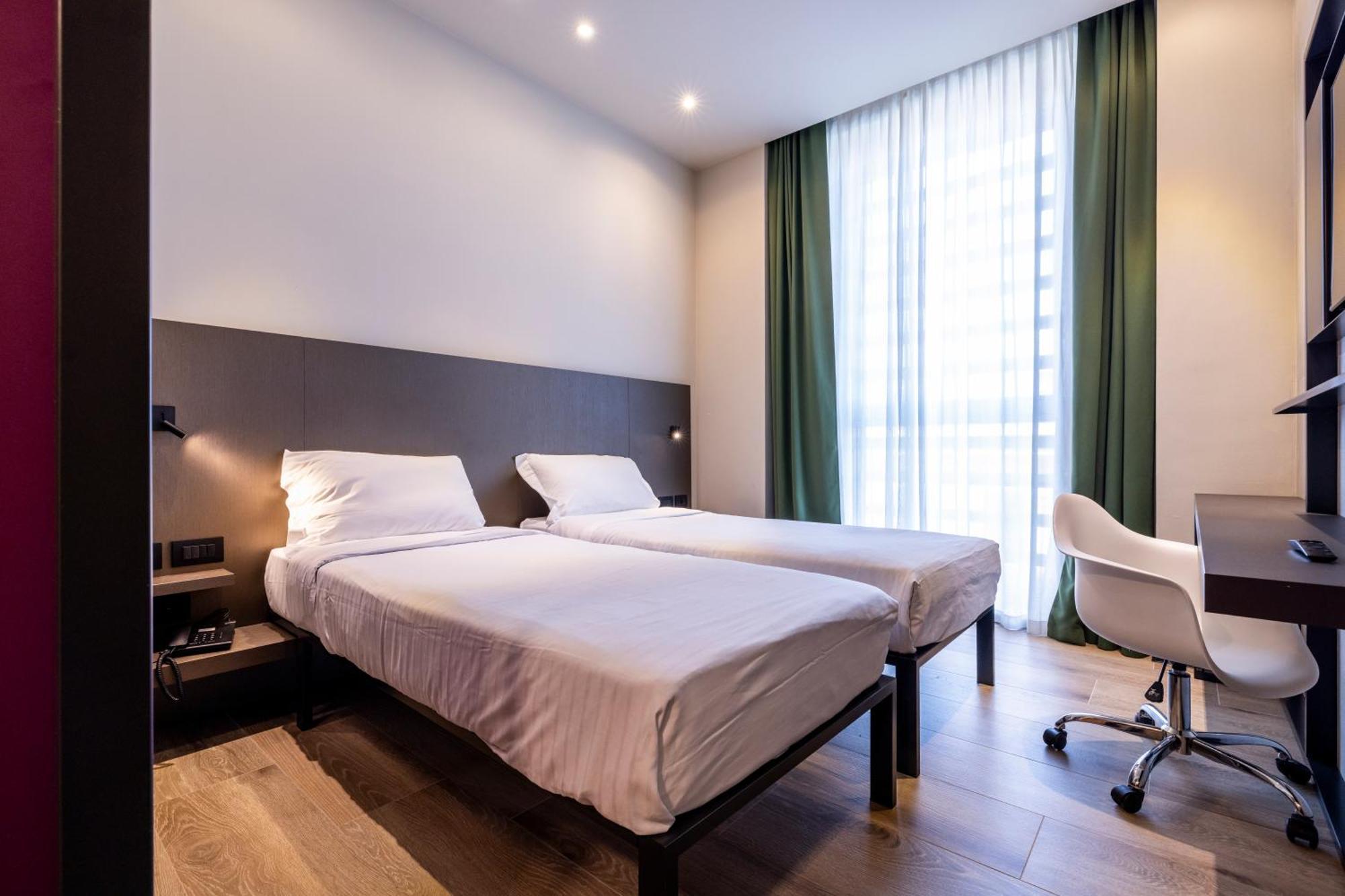 Hotel Degli Arcimboldi — Photos 1